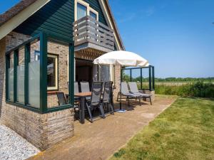 Pet-Free Texel Villa with Sauna