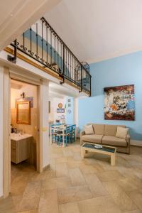 Castle Hill Loft – Heart of Cagliari Old Town