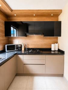 House with Access to Amenities in Alta California