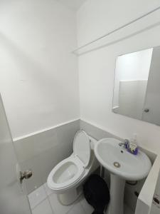 The Minimal Stay