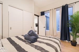 Blue Heaven Luxe 1BR with Private indoor Parking