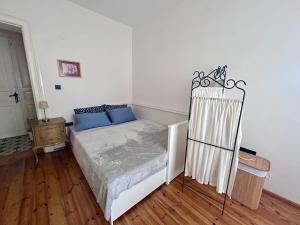 1910 Pera Apartment
