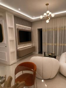 Martils Most Beautiful Luxury stunning Sea View 2 bedroom Olympic Pool 1 min Beach Les Jardins Blues Parking Secuirity