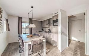 Awesome Home In Den Ham With Sauna