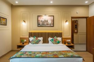 Tripli Hotels Vaidik Palace