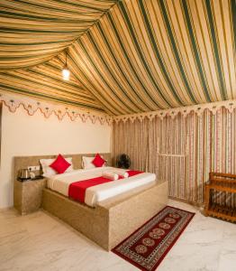 Desert Galaxy Camp - A Family Luxury Camp