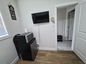 Private modern room with separate entrance