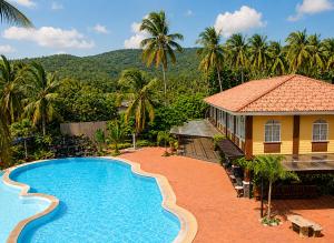 Lakeshore Villas at Club Balai Isabel