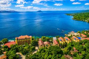 Lakeshore Villas at Club Balai Isabel
