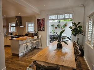 Cherry Tree House, Newlands