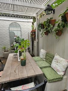 Cherry Tree House, Newlands