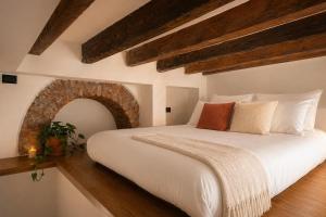 Two-room apartment in Navigli, 15-minute walk to the Duomo