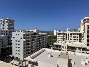 Luxury Apartment with Pool & Sea View