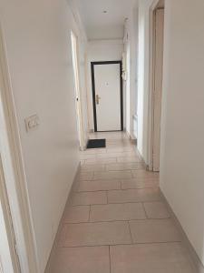 2 Bedroom Apartment Cannes Center