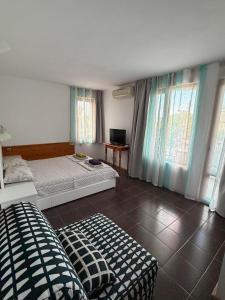 Guest House Karavida