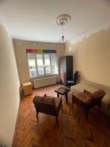 Belgrade Old Town Salon Apartment