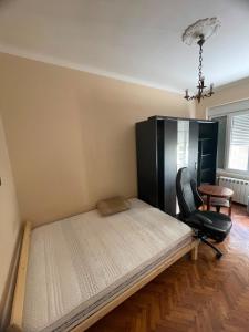 Belgrade Old Town Salon Apartment