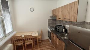 Apartmán pro 3 osoby, Most M3