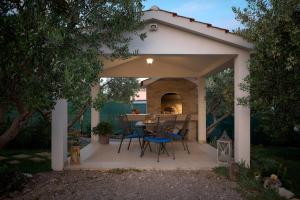 Holiday House Didovina - fantastic pool