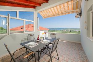 Holiday House Didovina - fantastic pool