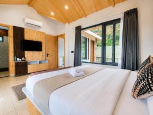 Stay Blessed Luxury 3BHK Villa Kotabagh near Jim Corbett