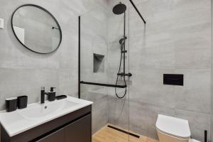 Modern Studio Old Town by MN Property