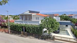 Apartman Mirna