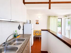Seadas Garden Home - Beach 2 min away - Wi-Fi - AC - Parking - BBQ - Pet Friendly