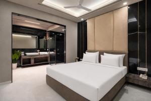 Hotel Elinor By Dazzling Hotels & Resorts