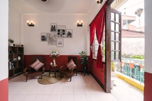 Iconic Railway View- 4BRs Vietnamese house- 10pax