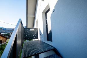 Mahne Apartment
