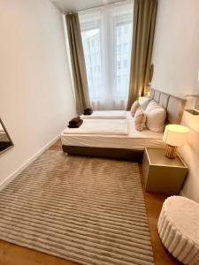 BIG New 7Rooms City Center APARTMENTS and Suites