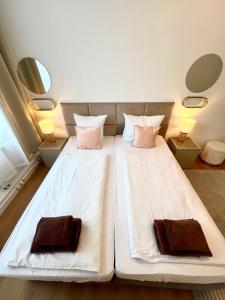BIG New 7Rooms City Center APARTMENTS and Suites