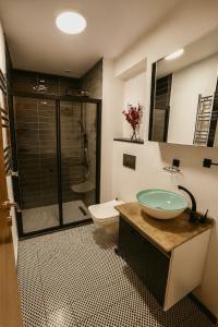 GuestPort No 4 Luxury Suite, Galata Tower View, Balcony, 2 Bathrooms