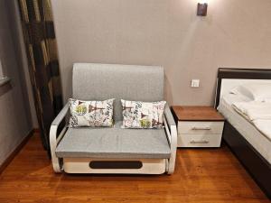 Modern Central Apartment in Ulaanbaatar, 2 Bedrooms and 1 separate living room