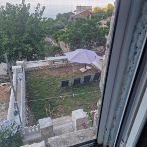 Qeparo House