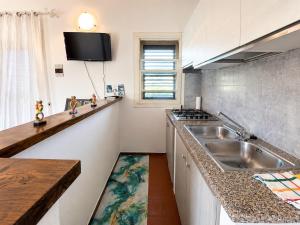 Carasau 200m from the Beach - Garden - BBQ - Wi-Fi - Parking - Pet Friendly