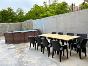 Gantiadi Eco House