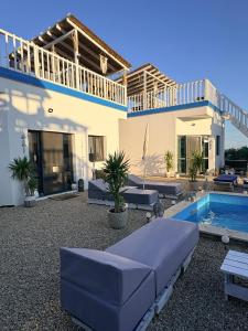 White Bungalows Costinesti