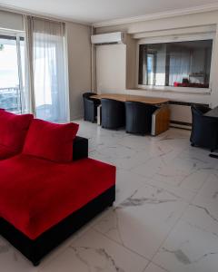 Two Bedroom Luxury Oceanview Apartment - Athens Riviera