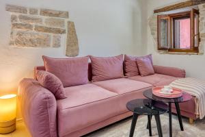 Holiday House Ante