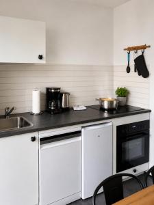Modernes Design Apartment I Aufzug I Balkon