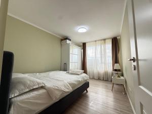 Cozy 2 room ap, 2km from Centre