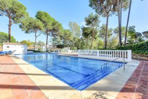 Andalusian Home wTerrace & Pool Nr Beach & Gym