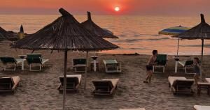 Ruhiges Ferienhaus Strand und Natur Karpen & Golem