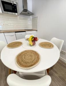 Marbella Centre - Stylish Apartment - Free Parking