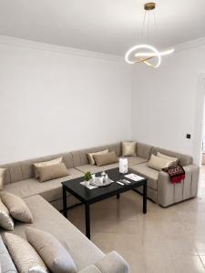 Modern Apartment Arouit 8 min Airport