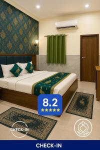 Hotel Regal Delight Star Taj - Best Rated Area #hygienic and Affordable Rooms, Check in Guarantee,Near Taj mahal