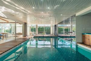 Villa Bella - Exclusive Roses Retreat