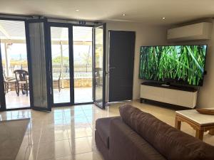 Chara Home